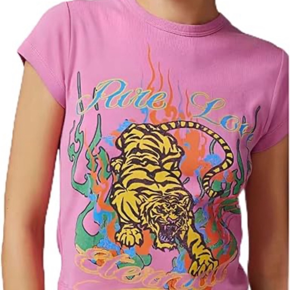 Pink Urban Tiger Baby Tee size Medium